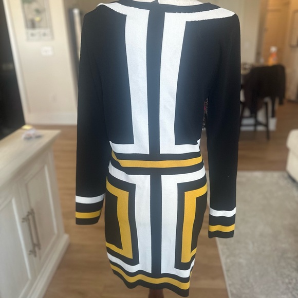INC International Concepts Black and Yellow Long Sleeve Dress - Picture 4 of 6